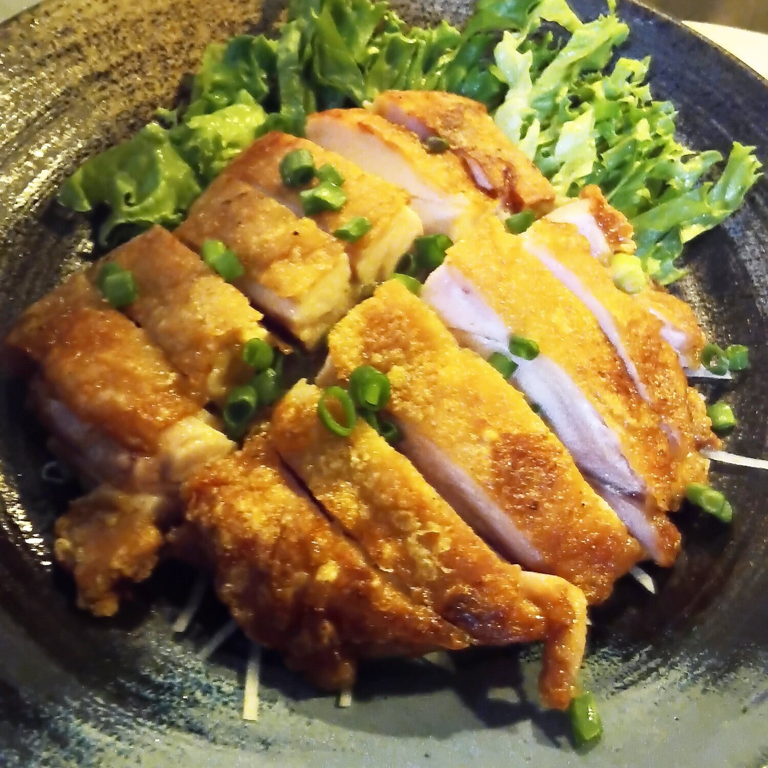 香酥鶏 鶏肉の特製香味揚げ
