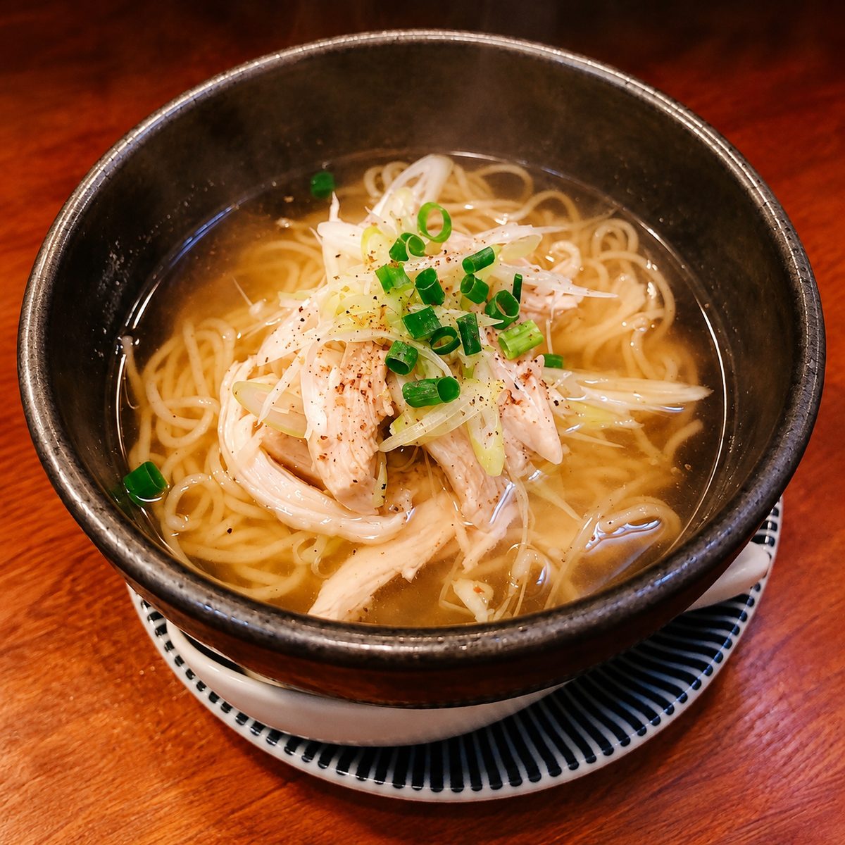 麺、飯、おこげ料理の一例