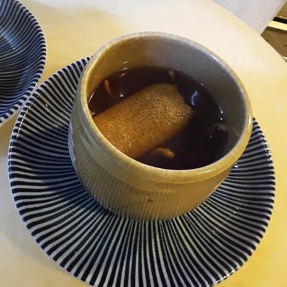 佛跳牆 高級山海珍味入り蒸しスープ